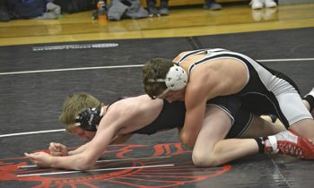 Warriors participate in tri-angular in Worthington