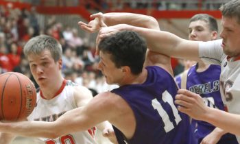 Boys eliminated from tournament action, fall to Chargers