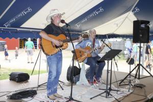 Candid (A) (41 of 49)