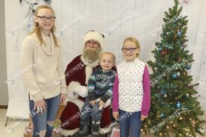 Hadley.Santa.Calleigh, Oliver, & Emaliegh Doeden