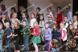 K  1st grade Christmas concert (2 of 45)