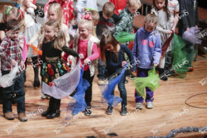 K  1st grade Christmas concert (33 of 45)
