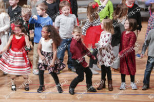 K  1st grade Christmas concert (44 of 45)