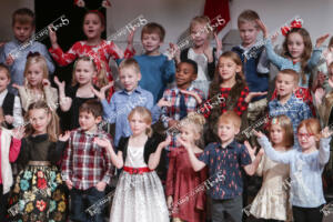 K  1st grade Christmas concert (6 of 45)