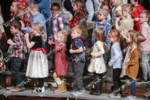 K  1st grade Christmas concert (9 of 45)