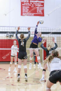 MCC Volleyball 10-4 (3 of 21)