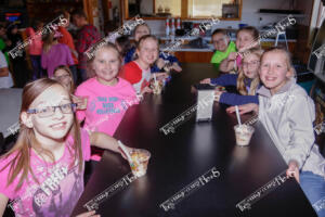 Valentine.4th Grade Bowling (1 of 10)