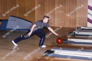 Valentine.4th Grade Bowling (5 of 10)