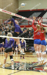 Volleyball.emily.rohrer1