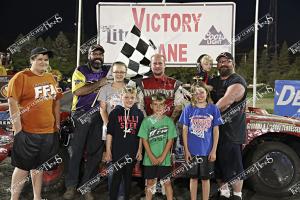 racing.street stock Dustin Larson